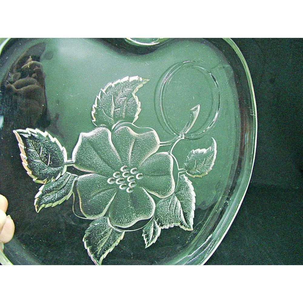 Hazel Atlas Orchard Crystal Clear Glass Apple Dish Flowers Snack Luncheon Plate